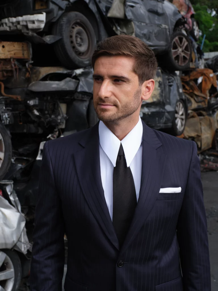 Navy blue wool &amp; silk tailor-made suit - Collection 5 | Rives Paris © /2